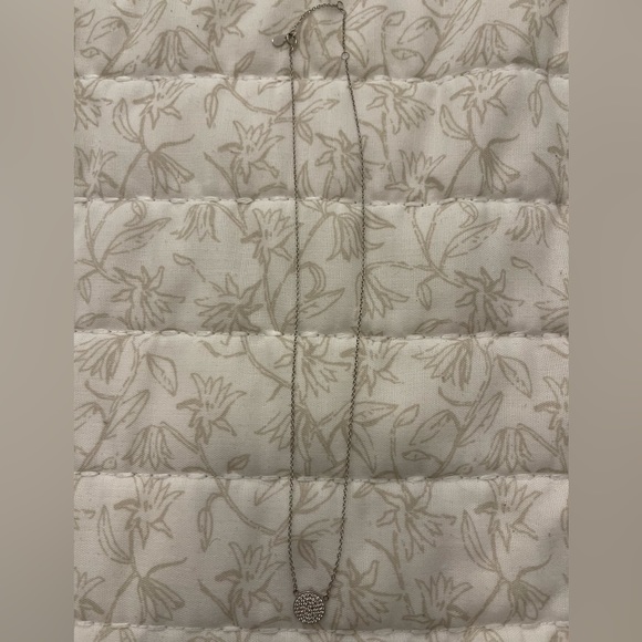 Sterling silver with round stoned pendant - Picture 1 of 2